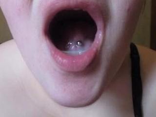 Sexy Wife Sucks &_ Swallow Mouth Inexhaustible Cum