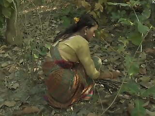 Super sexy desi women fucked with regard to forest