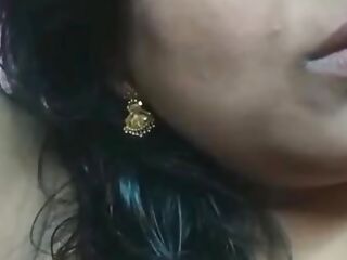 Tami ponnu boobs showing more bathroom for stepbrother natural beauty sexy lips telugu fuckers