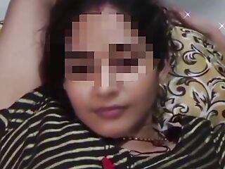 Indian pink pussy fucking by home servent when her pinch pennies went to market, Indian hot ecumenical Lalita bhabhi sex video