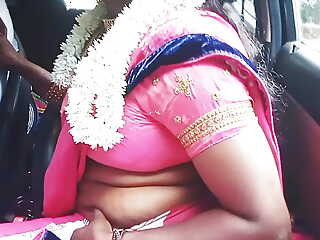 Powerful Video Telugu Dirty Talks, sexy saree indian telugu aunty sex with auto driver, railway carriage sex