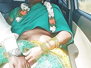 Telugu dirty talks car sex, telugu saree aunty romantic sex with STRANGER accoutrement 2