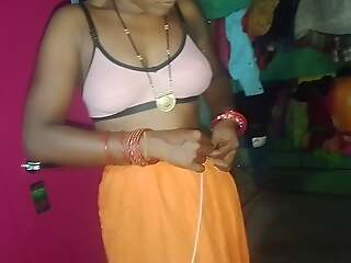 Odia bhabhi Sree Chance kiya or boobs show