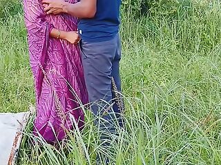 Indian bhabhi sex with whilom before boyfriend after a month ,real open-air sex(Hindi audio)