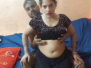 DESI INDIAN COUPLE HOT ROMANCE AND HARDCORE FUCKING (HINDI AUDIO)