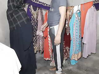 Customer and shop owner sex, kapdon ki dukan me chudai, sex to cloth shop