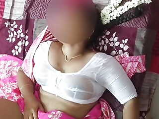 Cheating desi bhabhi concerning wet white blouse tits bouncing quick have sex