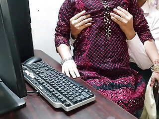 Indian Office big gun hot sex with desi beautiful girl