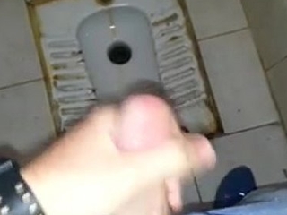 Arrhythmic off in a school toilet
